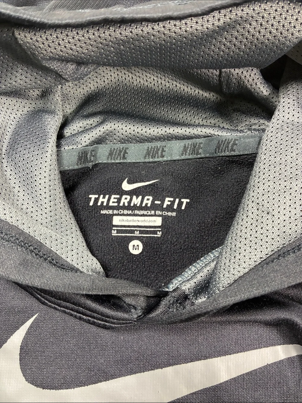 Nike pullover hoodie